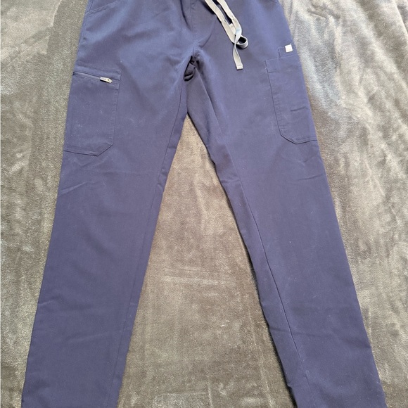 FIGS Navy Blue Scrub Set size XS - Picture 6 of 12